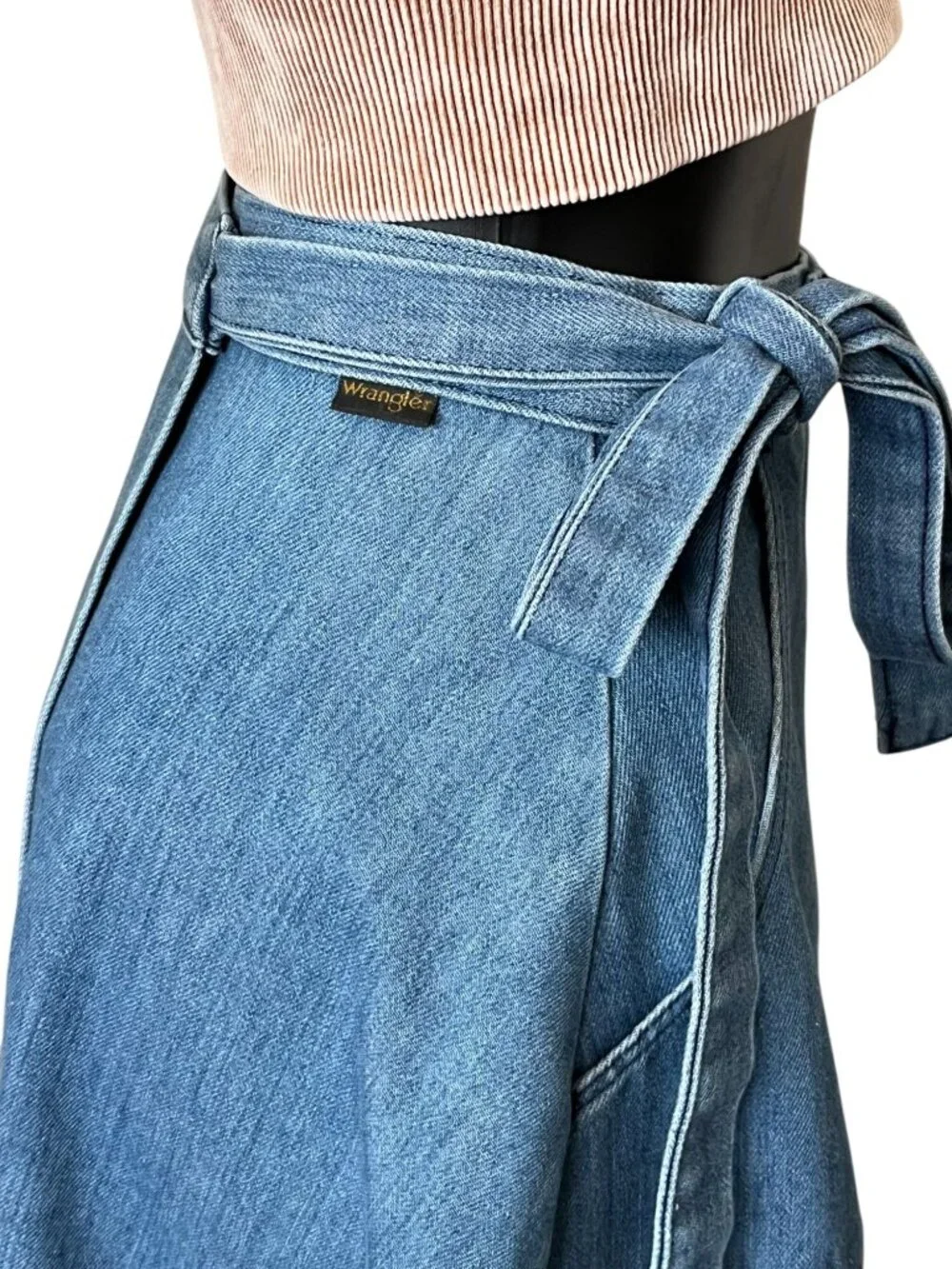 Wrangler Vintage Denim Wrap Skirt Size 5/6 Blue Tie Waist A-Line Midi Western